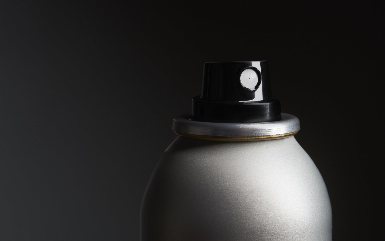 Как избавиться от запахов в квартире